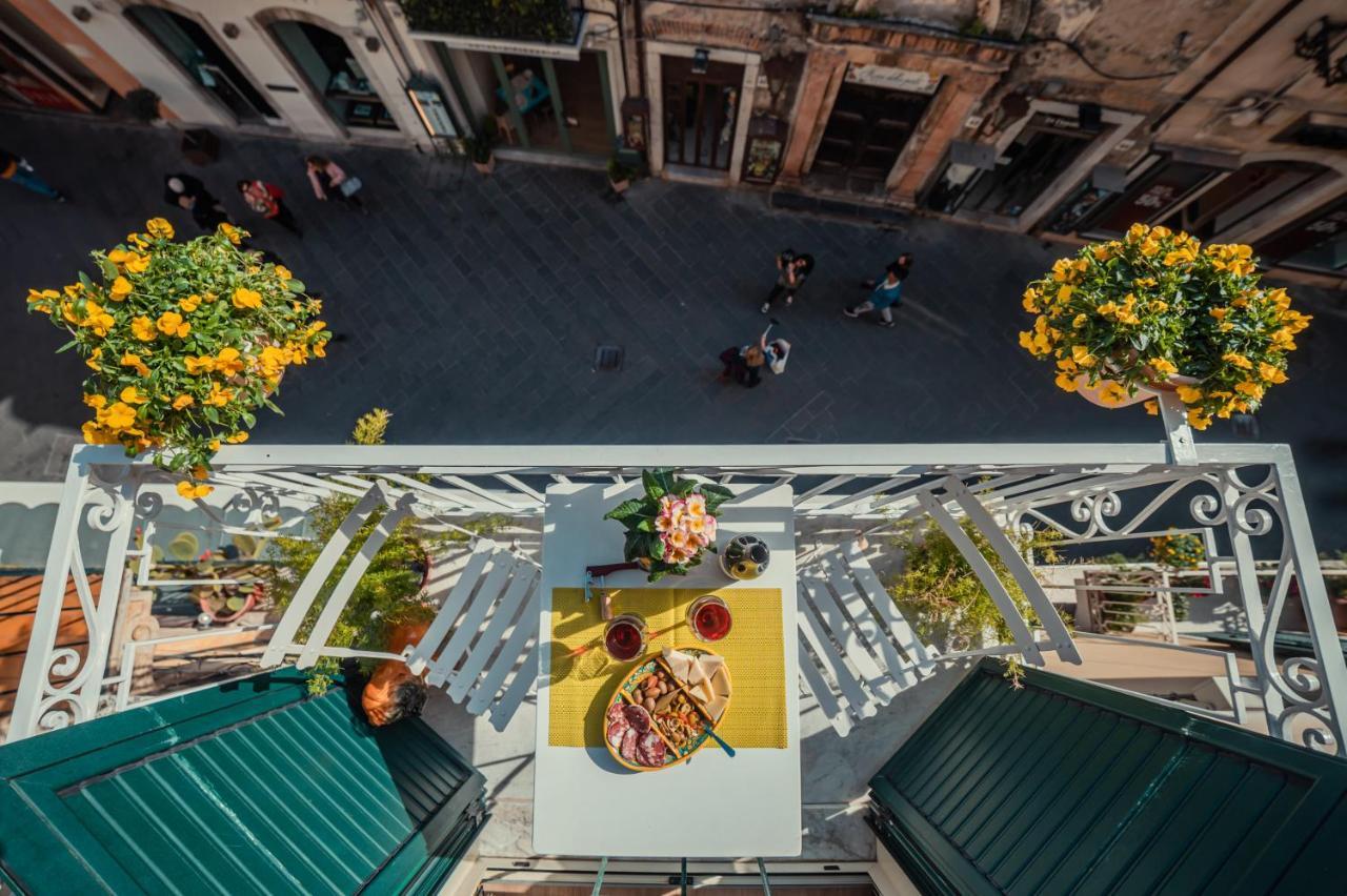 Taoapartments - Casa Vittoria Taormina Bagian luar foto